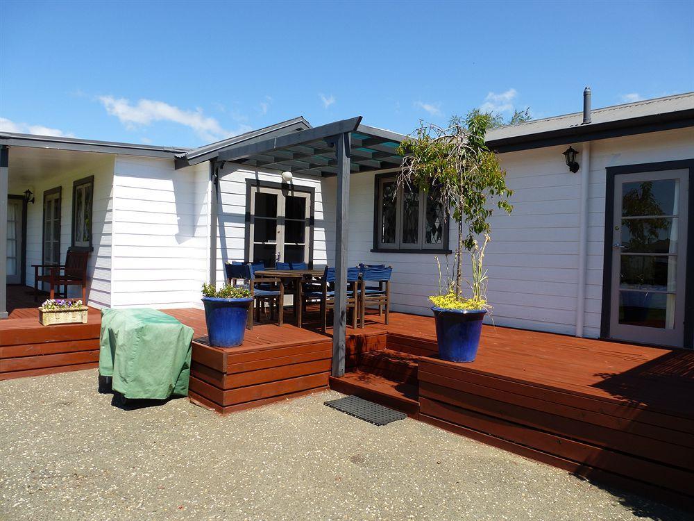 On St Andrews * Havelock North